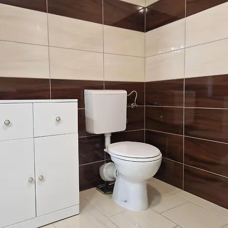 In Mit Eigenem Balkon By Interhome Apartamento Baška