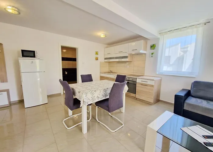 Апартаменты In Mit Eigenem Balkon By Interhome