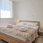 In Mit Eigenem Balkon By Interhome Apartament Baška